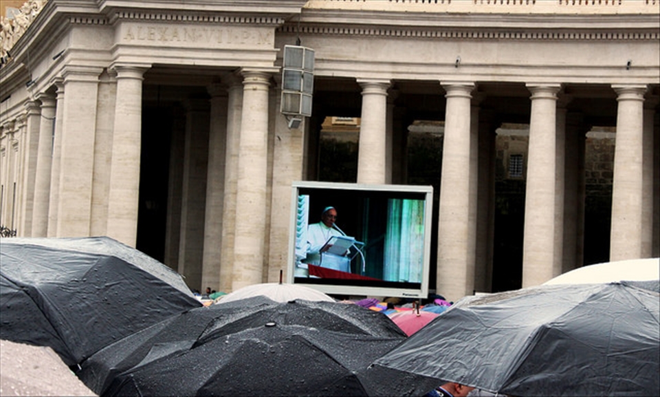 Sunday liturgy in rainy Vatican.
