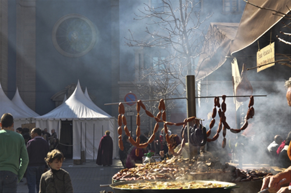 Mouth-watering dishes are waiting for the visitors during the four day festival