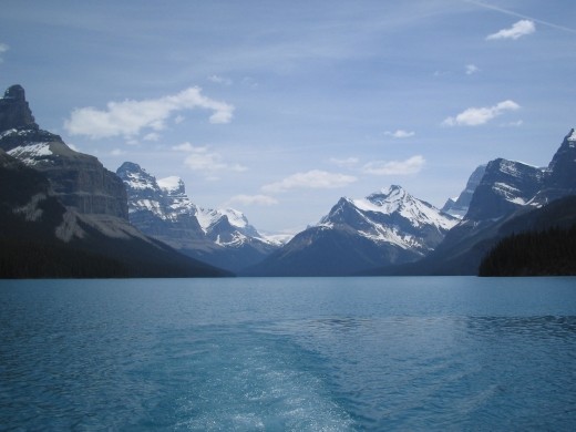 Boat trip on Maligne Lake