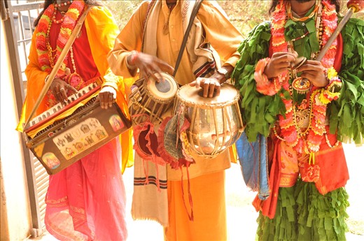 Revealing there instruments