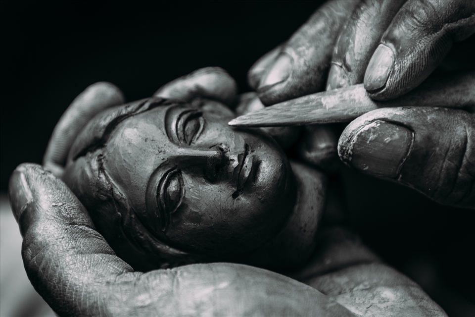 The Face of God - While most of the artists in the area are working on larger than life sized deities, there are some who work on smaller scales. Again, each piece is treated with the reverence and care that you would expect of a proud parent. Everything is done by hand.