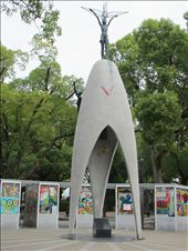 Childrens peace monument: by fartandbelch, Views[237]
