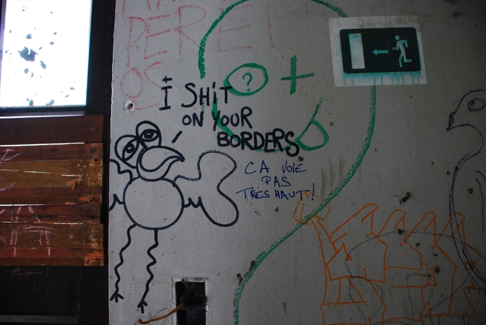 Some people say that the landlord has benefits of owning this place and he doesn't pay taxes. The local media presents that the landlord has some plans of transforming the place in a 5 star hotel, with tens of luxurios rooms and a generous parking lot. Gesu is shared by migrants especially from North Africa, Slovakia and some other Eastern European countries. Some came here with their hole family. Many of the people are undocumented and jobless. 