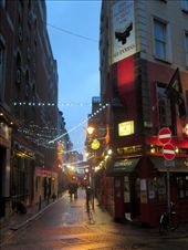 Downtown Dublin on a drizzly Friday night: by fiddlegirl8, Views[207]