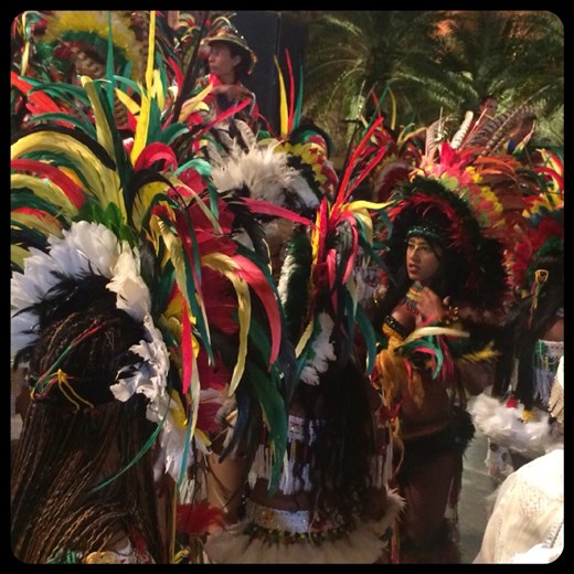 Désolée encore oublié de la télécharger au début. Photo de la soirée endiablée à Sao Luis. 