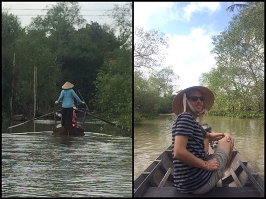 Petit tour en barque dans les canaux du delta. Comme nous sommes considérés comme des touristes, nous avons le droit au chapeau traditionnel. D'ailleurs, même les femmes en ville à Saigon portent ce chapeau; les femmes le portent autant à la campagne qu'à la ville. 