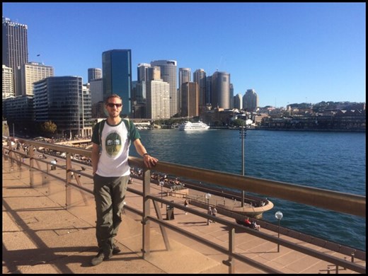 Promenade au centre ville de Sydney, le long de l'eau. 
