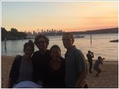 Avec nos amis lors du coucher du soleil sur une des plages de Sydney. : by finally, Views[314]