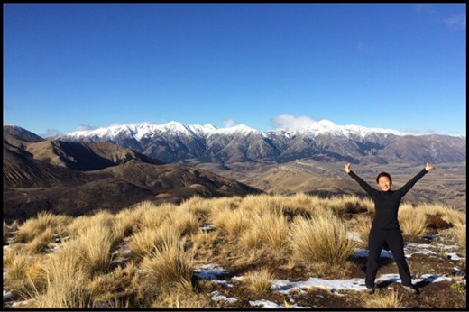 La dernière randonnée avec une vue 360 sur les montagnes enneigées. Magnifique!!! Et en plus super beau temps! On aurait bien continué un peu plus longtemps cette aventure en camper van. 
