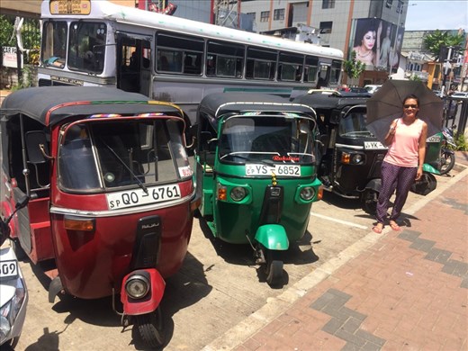 Typical tuk tuks we found everywhere in Colombo. 
