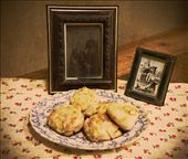 Family and Biscuits: by findinglove, Views[278]