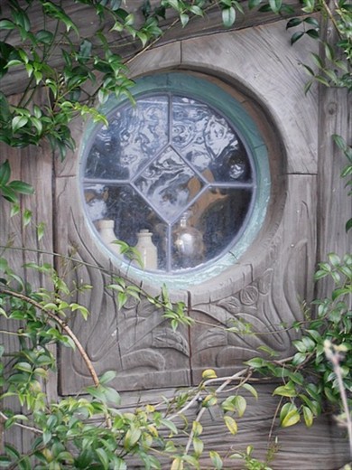 The set has been constructed with beautiful detail which make it very special a