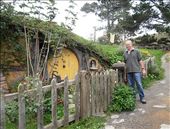 Outside Sam's house (which he returns to at the end of LOTR 3.): by flyingpiglet, Views[1362]