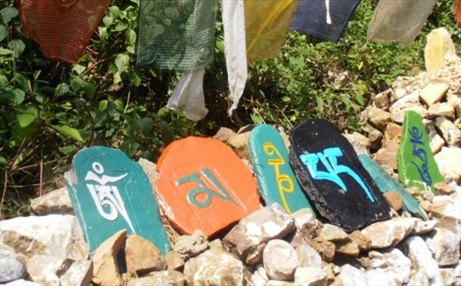 Hundreds of mani stones with 