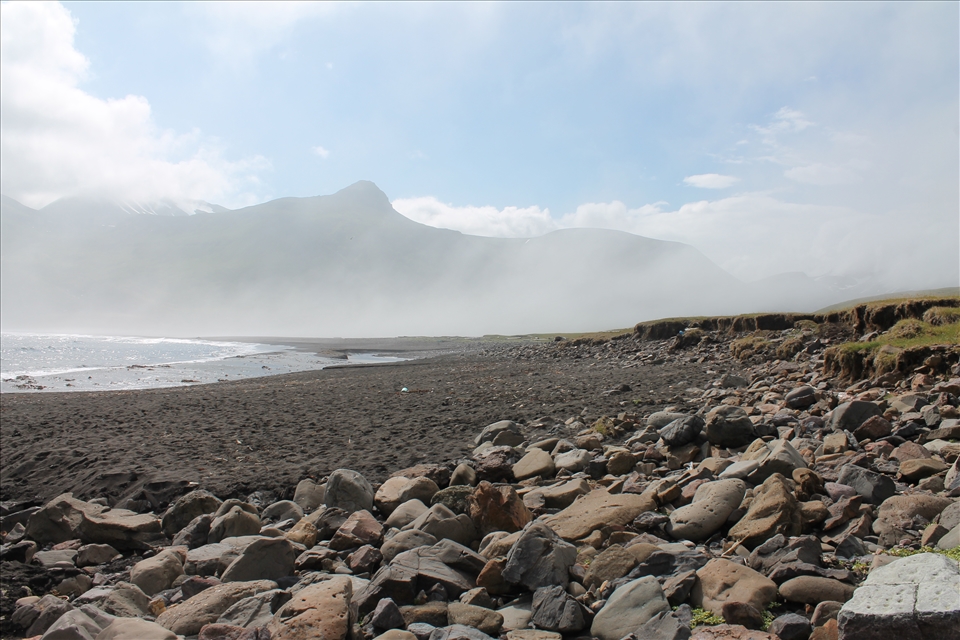 Forget the time and feel the air.