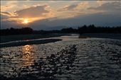Sunset on the river. Nikon D3100 VR 18/55mm 1/200sec.-f/8 ISO 100: by francesco, Views[510]