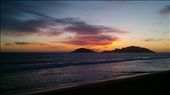 While I was walking in the malecon of Mazatlan I took a picture of the sunset. : by gabriellapacheco, Views[320]