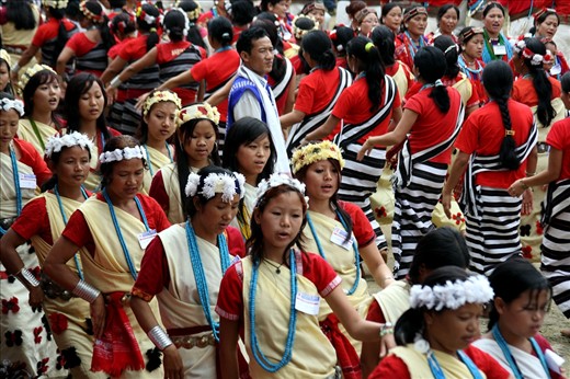 On 19th April 2008, the climax was a function which saw some 1600 ladies dancing before visiting dignitaries, followed by a night long feasting and merry-making.