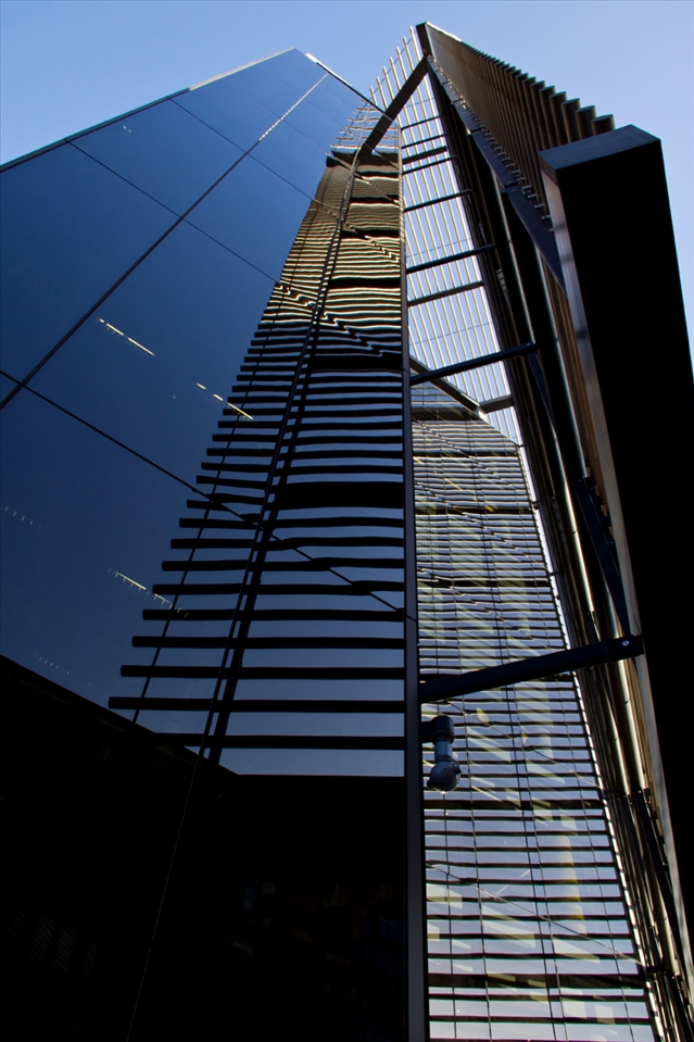 Evolution of London architecture. High end designs replacing Gregorian style. 