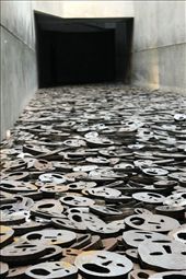 Jewish Museum,Berlin. Steel faces representing jew suffering as well as strength: by gemsofeuropeinmyeyes, Views[576]