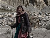 Women and men share the work equally, focusing on survival over set roles.: by genevieve, Views[536]