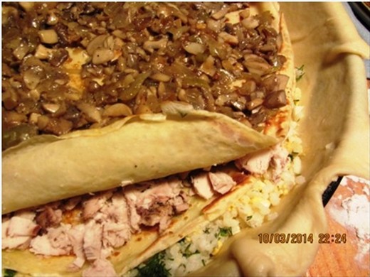 ALL READY toppings! Begin to gather Kurnik