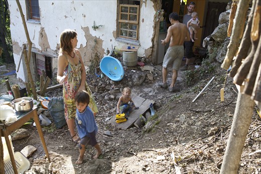 Living room blending into the kitchen.
