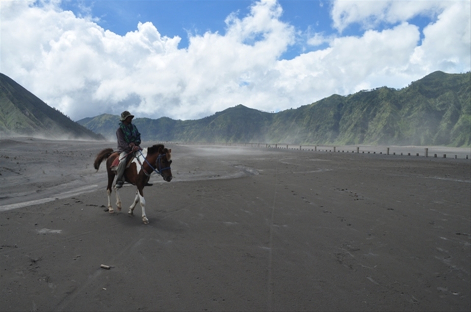 Just you and your house in the middle of desert