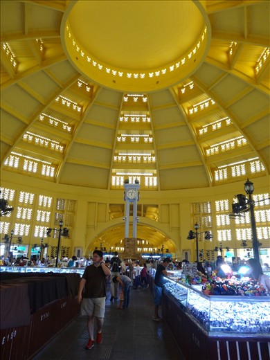 Inside the Central Market - jewellery area