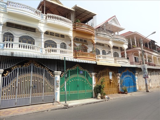 Still some beautiful French architecture behind the high gates