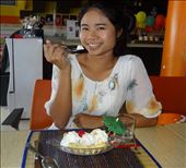 Sreyreuth with her banana split: by gina_holley, Views[317]