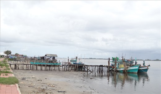 Shoreline in Koh Kong - not my type of beach