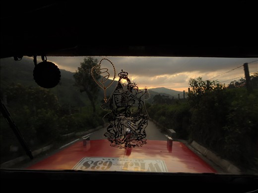 Windshield of Don Jaime’s truck that takes tourists from Salento to Cocora
