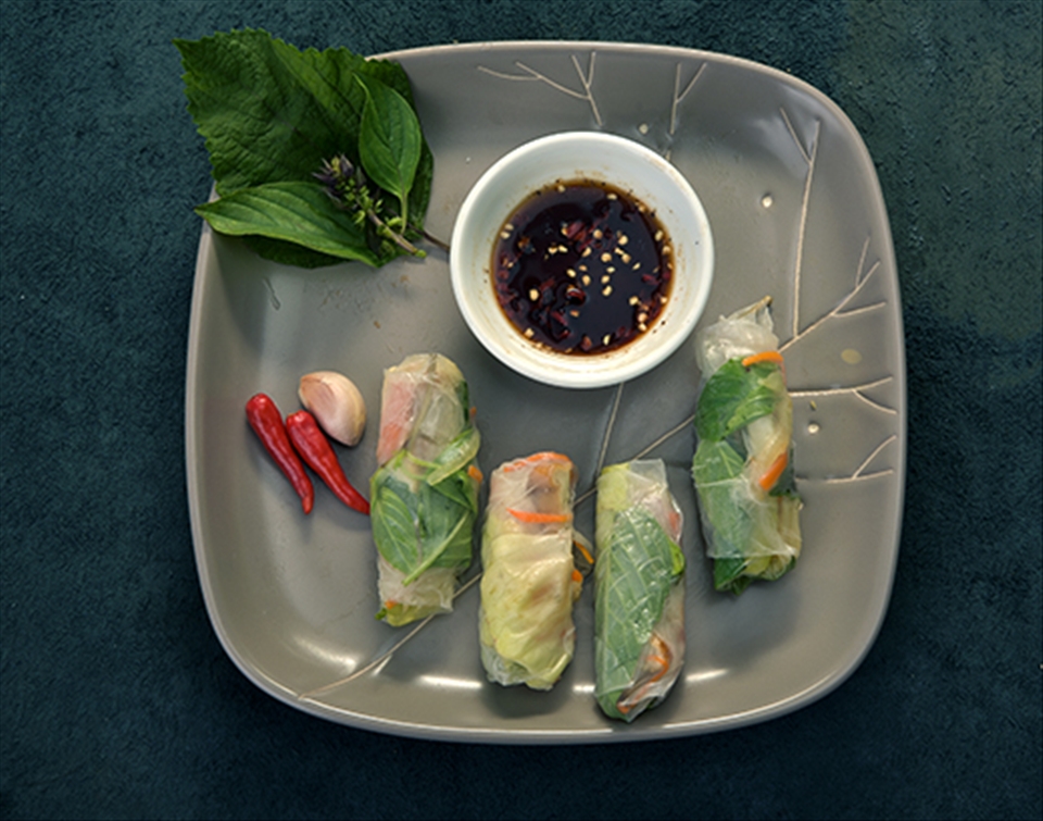 The vegetarian wrap and roll would be best served with soy sauce.