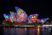 The Opera House has never looked so cheeky.: by glennwith2ns, Views[248]