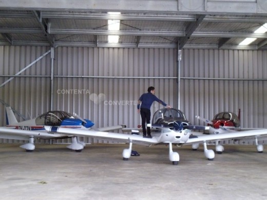 back on North Shore - parking the plane