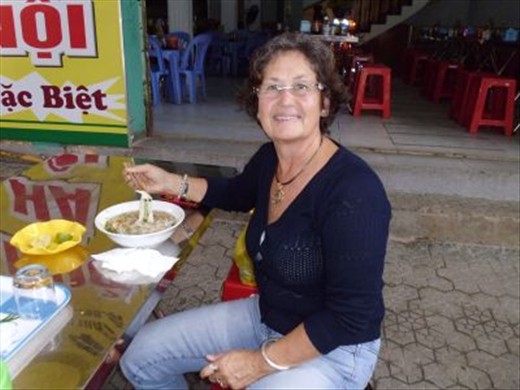 trying my first pho ga (chicken noodle soup)