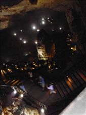 descending into the cave: by globalgabi, Views[245]