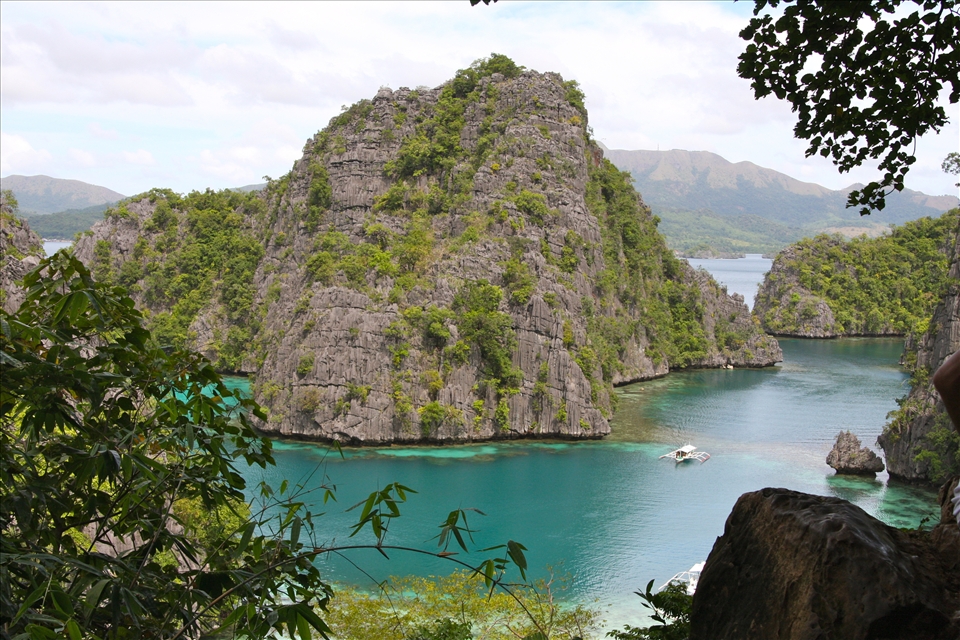 Discovering the beauty of planet earth from Coron Island.