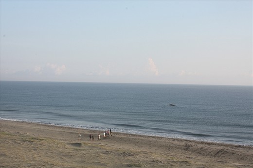 Despite illegality, these dragnet fishermen grab the rope every day, pull, and hope for a bountiful catch.