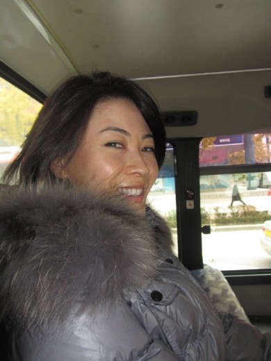 Dear PETA, you don't make sure I'm warm so get over it. Korean winters are COLD.
Blame it on my little sis, Carollee she gave it to me! ;P