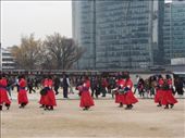 The changing of guards ceremony at Gyeongbokgung Palace (경복궁) is amazing. It takes you back in time for a moment. Felt like I was ready for battle!: by gnocchimandu, Views[389]