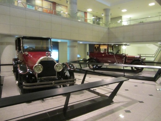 Classic vintage automobiles at National Palace Museum of Korea (국립고궁박물관).