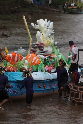 Float where creative heads display their art work