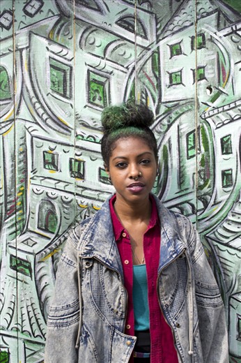 San Francisco is a multicultural city; it’s racial and cultural diversity, along with a young and creative atmosphere are key features contributing to characterize it as the most liberal and open-minded city of the US. This is the portrait of a young artist who took a walk around the Mission District in search for inspiration.