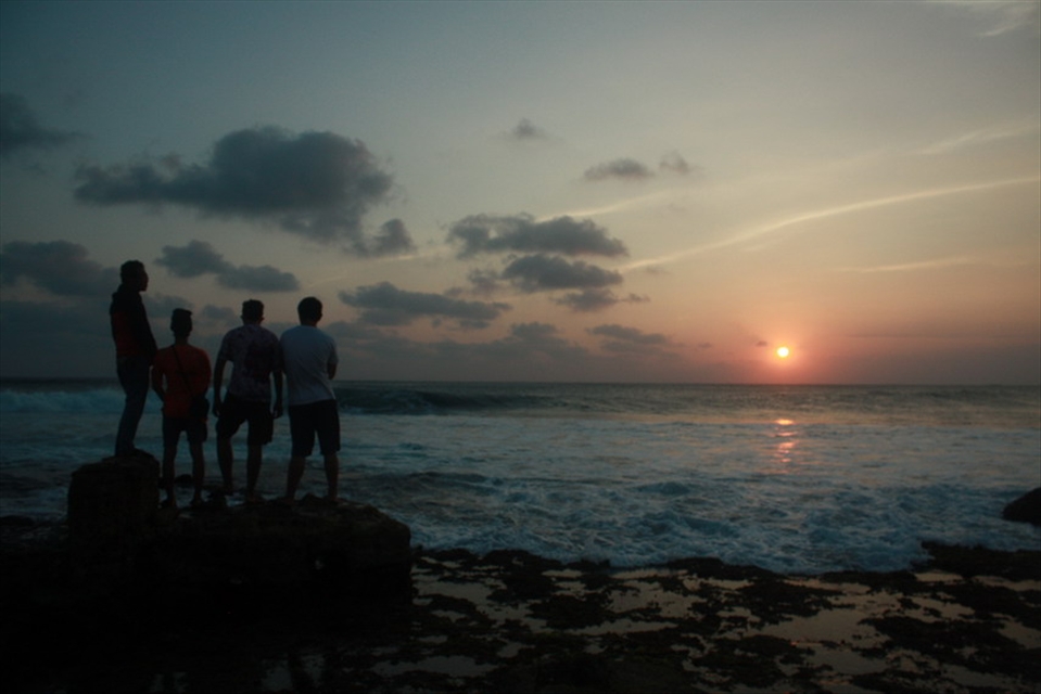 Friendship&Sun similarity. Rise up,rise down but always escort all the time.