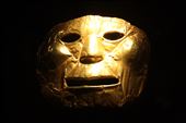 Gold mask from the museum in Bogota: by gosiaw, Views[383]