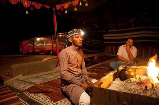 The night we spent in the desert of Wadi Rum was definitely splendid. After the wonderful mud oven chicken dinner prepared by the Bedouin chef, we sat around the camp fire to keep ourselves warm from the desert chill, and enjoyed the Arabian water-pipe. The cheerful host share with us their unique culture, lifestyle, and tell jokes under the starry night. It was as if we were travelling back to the time when the stories of 