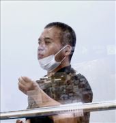 So what exactly does the mask do?  Miyako Airport smoking area: by graynomadsusa, Views[338]
