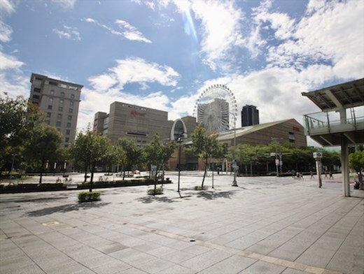 Jiannan Station, exit here for the Museum bus